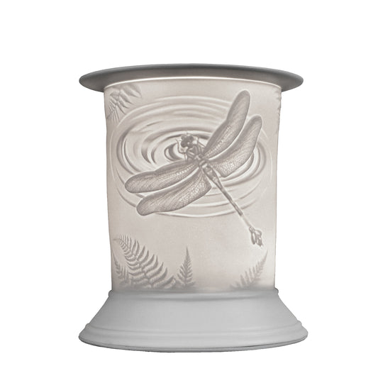 The porcelain material on this Wax Melt Burner allows bright light to shine through it, providing the opportunity to create this Nature design. This is done by crafting images out of thicker and thinner sections of the porcelain, allowing for detailed shadowing and a 3D effect. The porcelains elegant look will fit perfectly in any room is available in a range of designs and two different shapes.