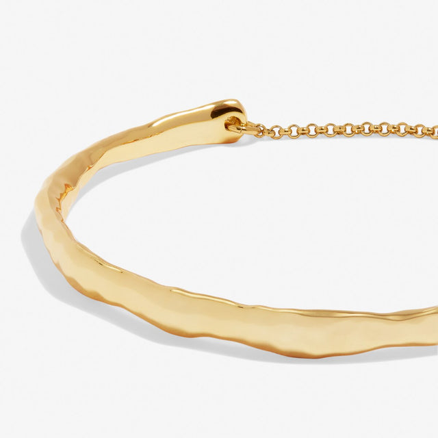Joma Jewellery Bracelet Bar - Hammered Gold Plated Bangle