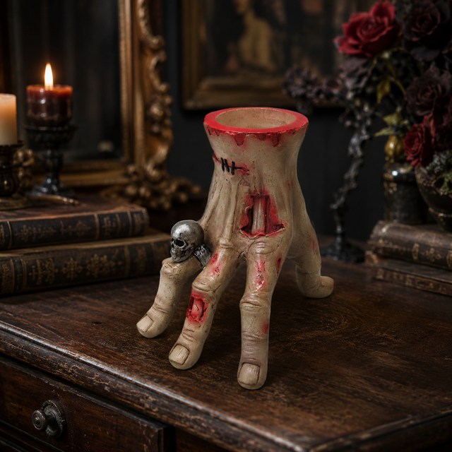 Gleneagles - Dark Matters - Dead Hand - Polyresin Figurine