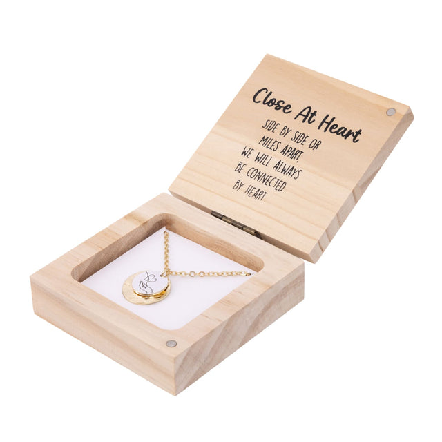Side angle of Splosh Heart & Soul Necklace – Close At Heart gift box, highlighting the gold-plated necklace and heartfelt “Close at heart” message card inside.