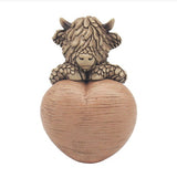 Lesser & Pavey - Highland Cow Hughie W/Heart