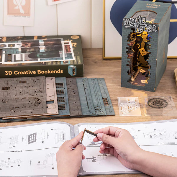 ROBOTIME Magic House DIY Book Nook Shelf Insert