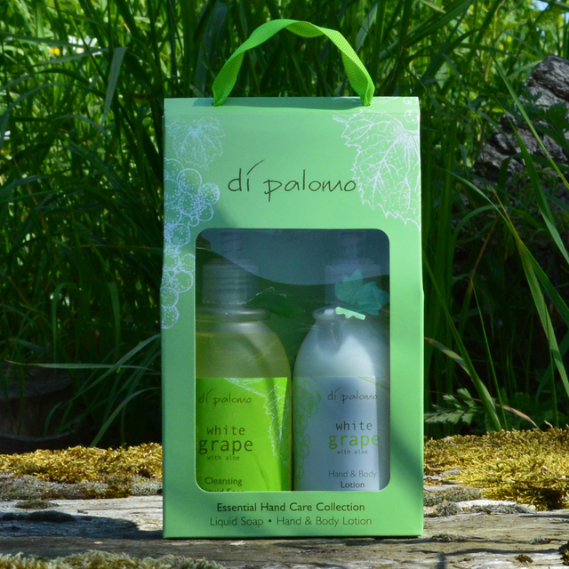 Di Palomo White Grape & Aloe Essential Hand Care Gift Set - product gallery image 3