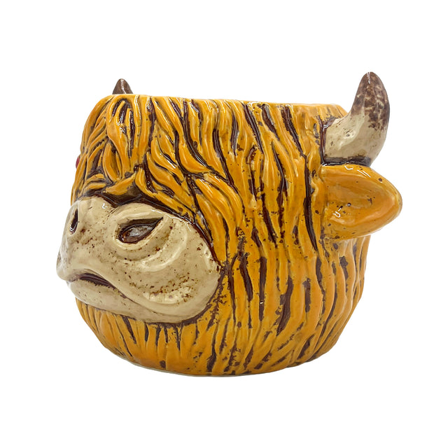 Highland cow pot home decor stoneware planter cute rustic design detail