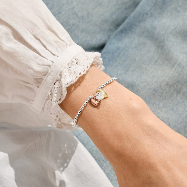 Joma Jewellery New Chapter bracelet as a thoughtful fresh start and congratulations gift for her