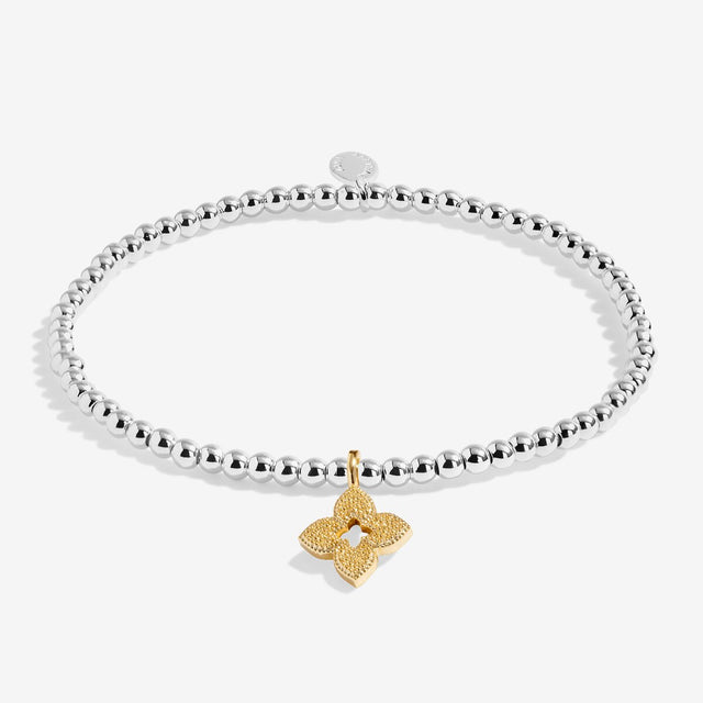 Joma Jewellery A Little There’s No Better Friend Than You bracelet with gold clover charm