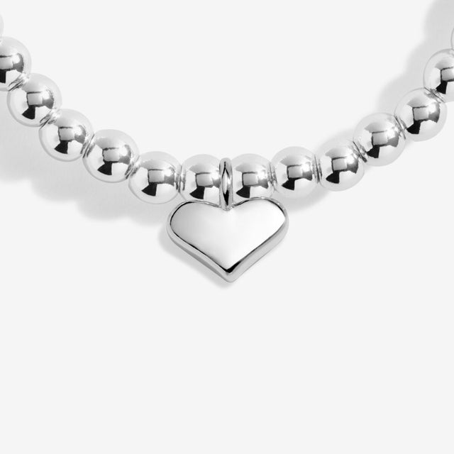 Close-up of open heart charm on Wonderful Mum bracelet