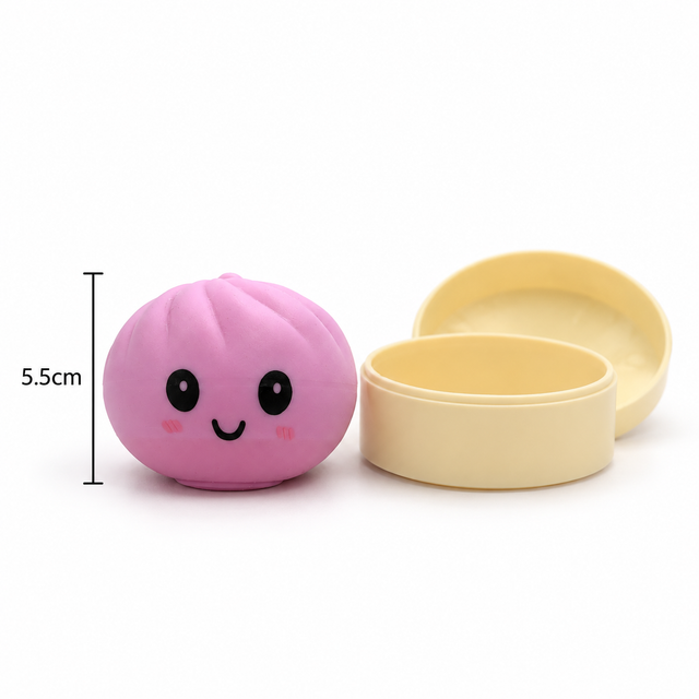Kawaii Squeezy Dumpling toy and basket showing its 5.5cm size