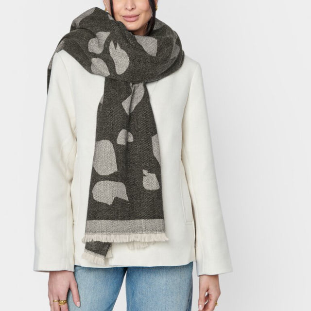 Katie Loxton Leopard Blanket Scarf - Black & Off White