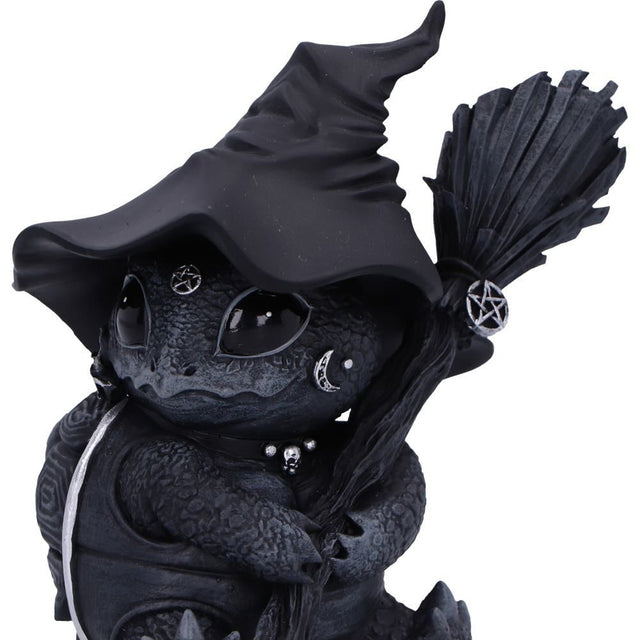 Nemesis Now Cult Cuties Shellial Tortoise Figurine — close-up of the witch hat and tortoise face