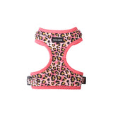 Available in 3 sizes, this cute, stylish leopard harness is the perfect new accessory for your beloved pet. With a shape that is designed to provide chest support in fabrics that wonžt irritate the legs or belly, harnesses are a must-have for puppies and larger breed dogs in reducing unnecessary pressure on their necks and backs.