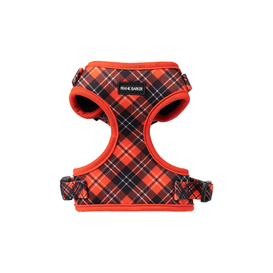 Available in 3 sizes, this cute, stylish tartan harness is the perfect new accessory for your beloved pet. With a shape that is designed to provide chest support in fabrics that wonžt irritate the legs or belly, harnesses are a must-have for puppies and larger breed dogs in reducing unnecessary pressure on their necks and backs.