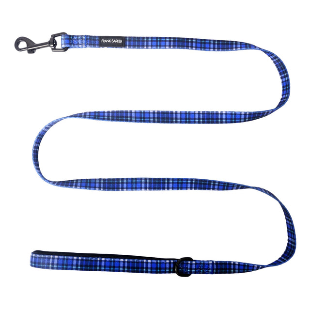 Designed for daily use, this sturdy, high-quality plaid polyester lead is designed to withstand even the strongest tugs from four-legged friends, with an easy-grip handle lined with neoprene to keep human hands comfortable.